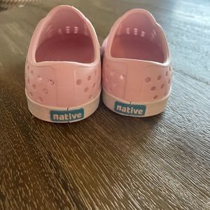 Natives size 5